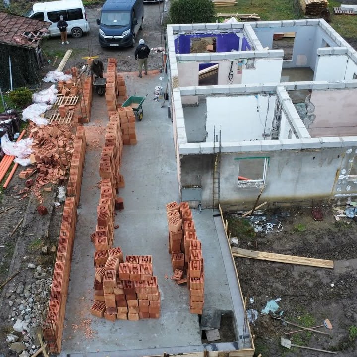 Antreprenor General Construcții Rezidențiale și Comerciale