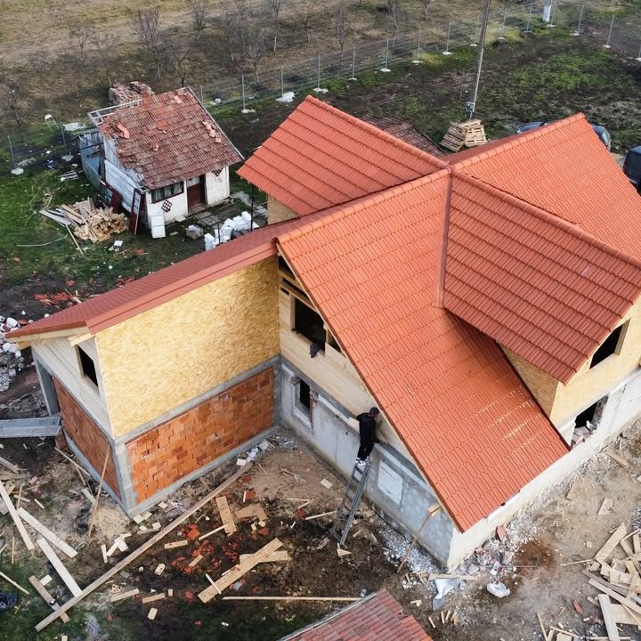 Companie de Construcții Case și Clădiri la Cheie